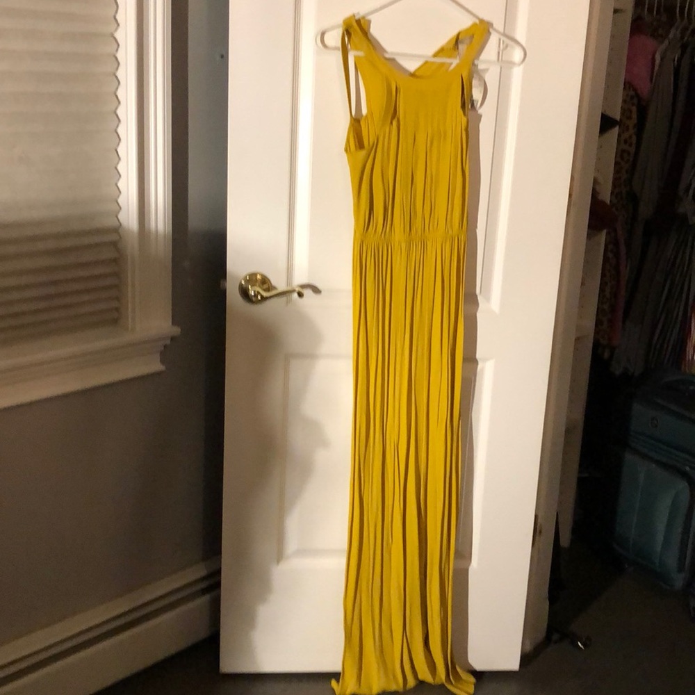 Yellow dress